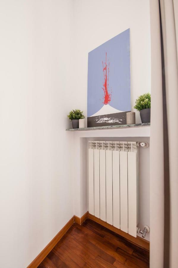 Napolicentro Mare - Sea View Rooms & Suites Exterior foto