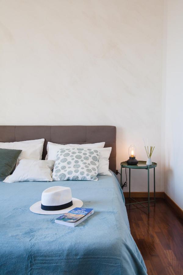 Napolicentro Mare - Sea View Rooms & Suites Exterior foto