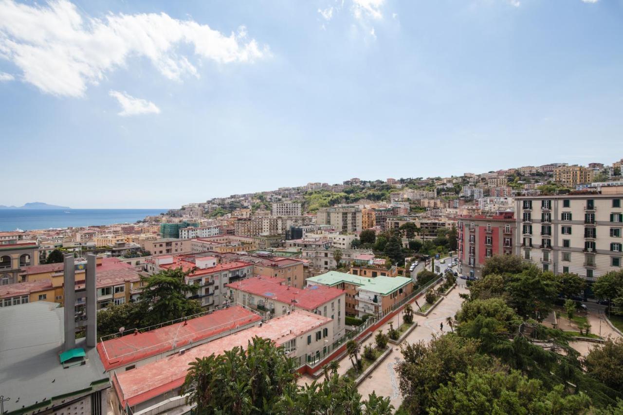 Napolicentro Mare - Sea View Rooms & Suites Exterior foto
